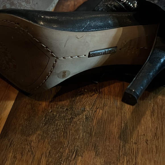 Vince Camuto Boots - Picture 2 of 6